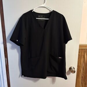 Black Figs Technical Collection Scrub Set